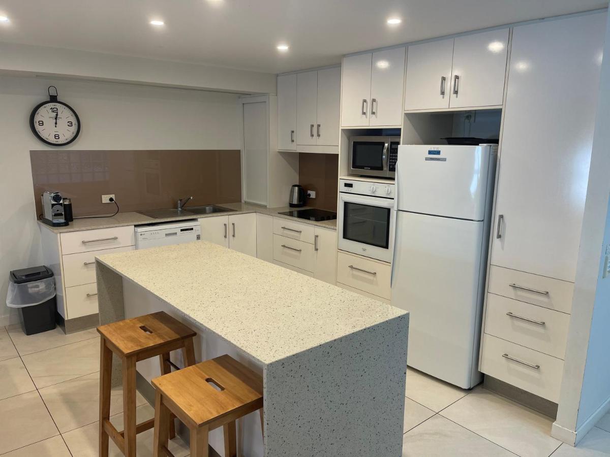Camargue Beachfront Apartments Maroochydore Eksteriør billede