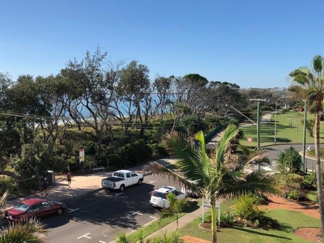Camargue Beachfront Apartments Maroochydore Eksteriør billede